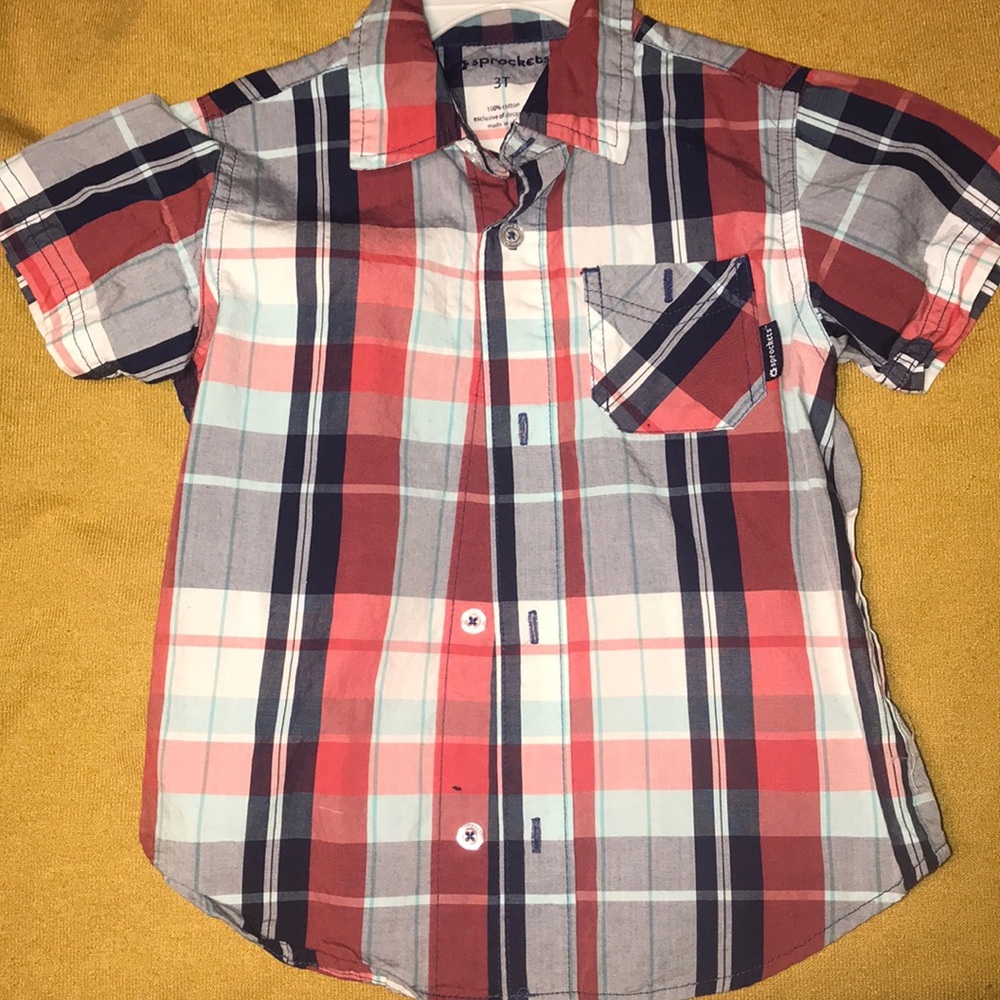 Sprockets short sleeve button down